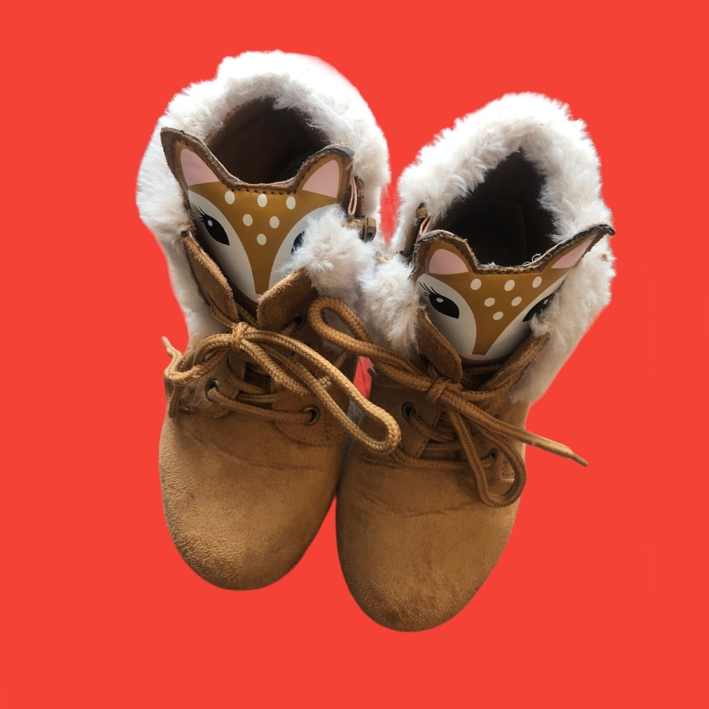 Size 9T fall boots